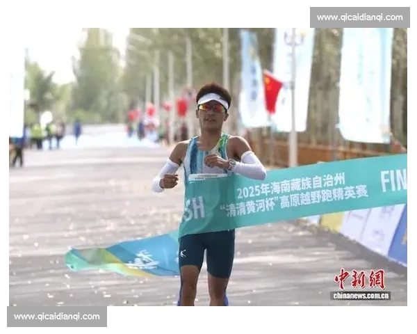 青海贵德：3500 选手逐梦黄河丹霞间