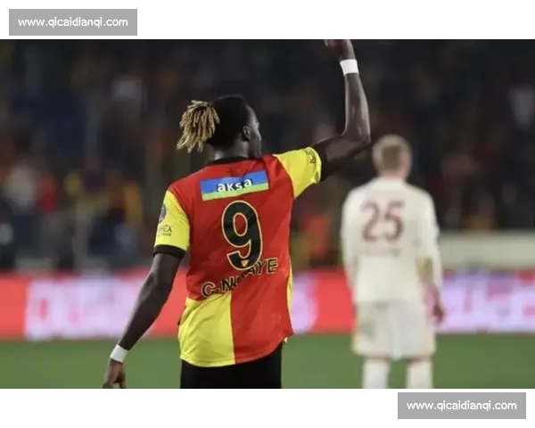 埃文 - 弗格森创纪录加盟罗马 爱尔兰锋霸誓言率队重返欧冠